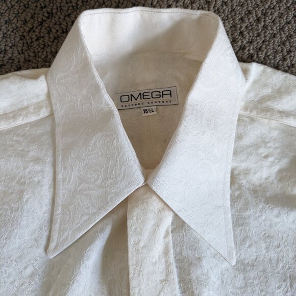 Off-white long-sleeve shirt with a monochromatic floral pattern - Picture 10 of 12